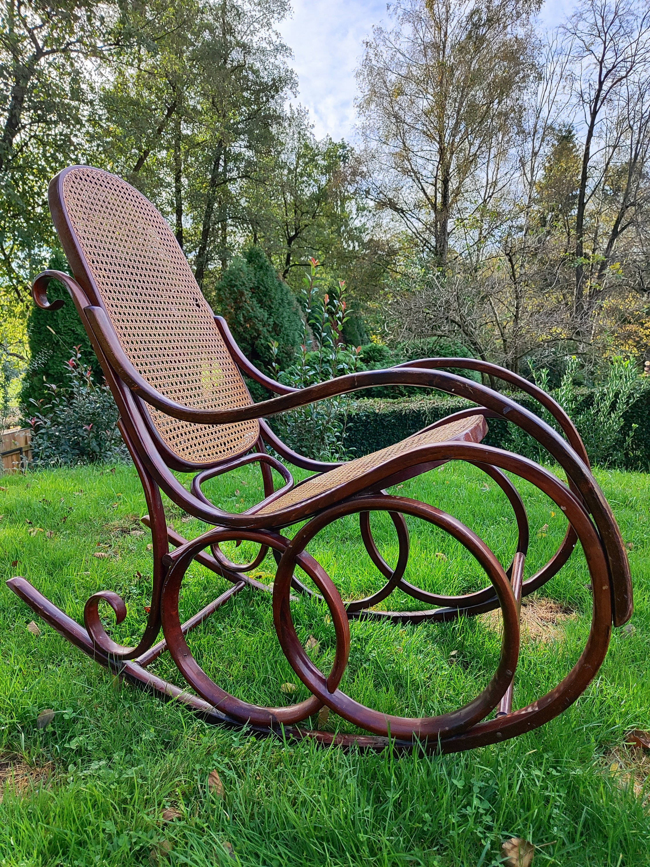 Classy Rocking Chair Bentwood Rocking Chair / Thonet Rocking Chair / Retro Rocking Chair ...