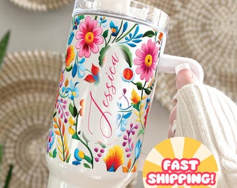 Vaso de 40 oz con diseño floral mexicano, personalizado, bordado y con asa.
