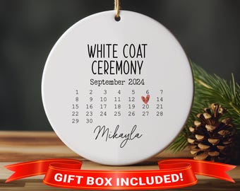 Adorno de ceremonia de bata blanca personalizado: regalo personalizado para estudiantes de medicina, enfermería y odontología.