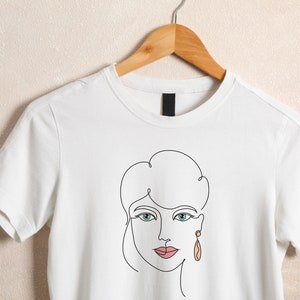 One Line Woman Face T-Shirt – Minimalist Line Art Shirt for Women, Modern Continuous Face Drawing Tee, Relaxed Fit Artsy Gift