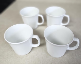 Vintage Corelle Winter Frost White Coffee Cups Mugs D Handle Set of 4