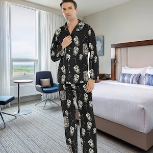 Metal Goth Rocker All-Over Print Men&#39;s Lapel Pajama Set Sleep Set Lounge wear Can be Customized