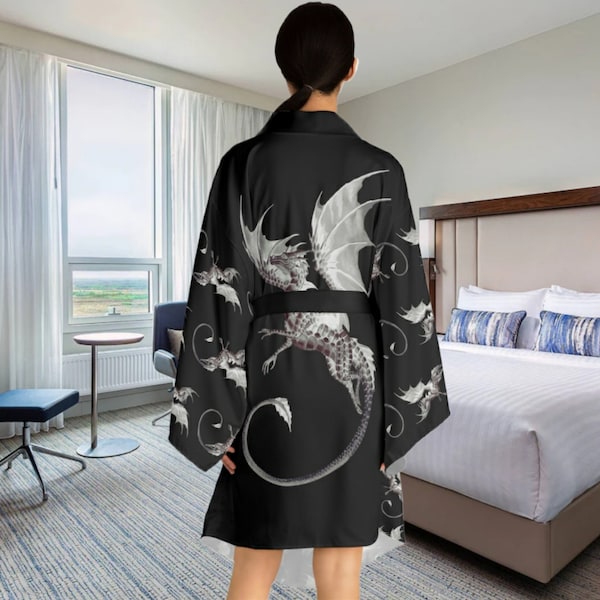 Peignoir kimono blanc à manches longues Dragon | Peignoir en satin satiné pour homme ou femme | Robe de chambre de nuit | Peignoir au toucher soyeux