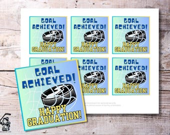 Etichette regalo per la laurea in hockey "Obiettivo raggiunto" - Etichette stampabili per laureati in hockey 2025, etichette per bomboniere per la serata degli anziani, download digitale in PDF di un giocatore di hockey su ghiaccio