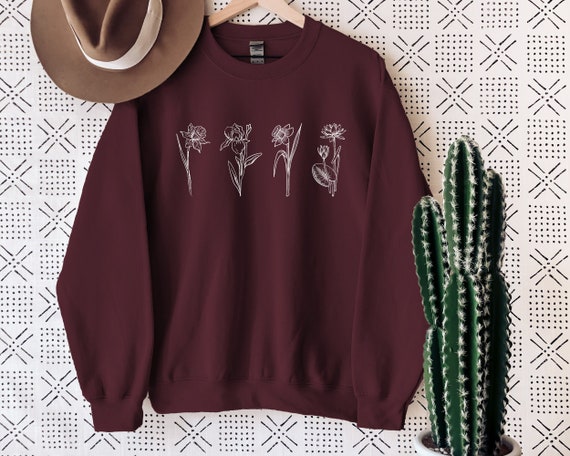 Custom Birth Month Birth Flower Sweatshirt, Sentimental Gift Idea, Mother&#39;s Day Gift, Perfect Mothers Day Hoodie, Custom Mother&#39;s Day Hoodie