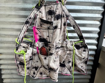 re:CUT Hairstylist / Hair Colorist / Barber Apon