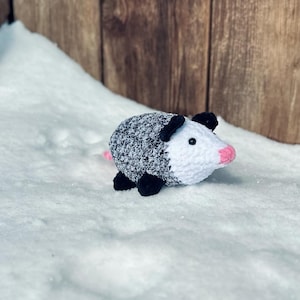 Crochet Opossum Squish
