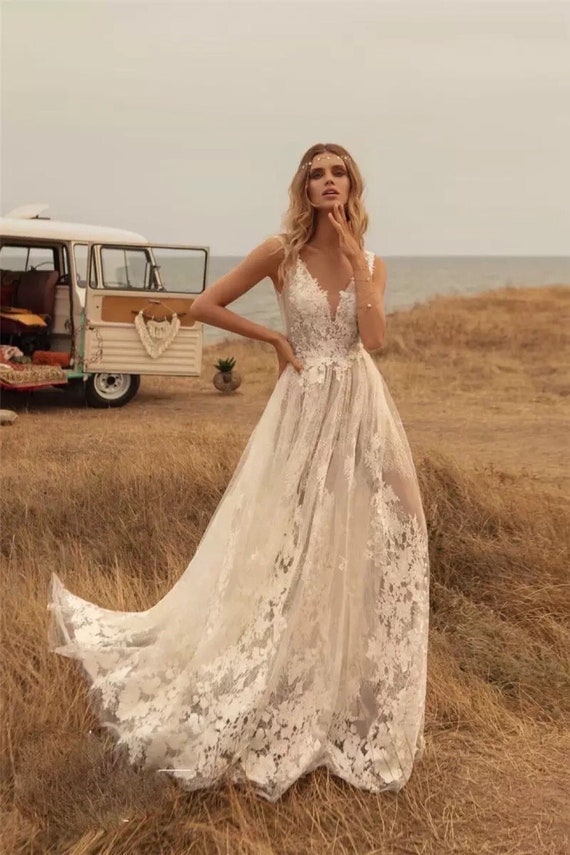 Country Lace Wedding Dresses