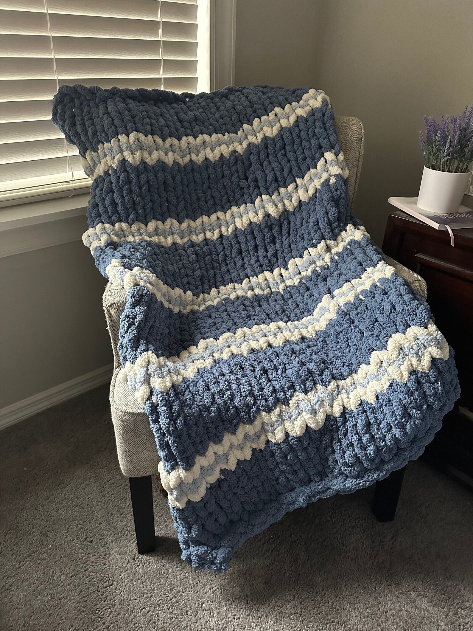 Nautica Kids Nursery Separates Striped Super Soft Chenille Blanket main image 1