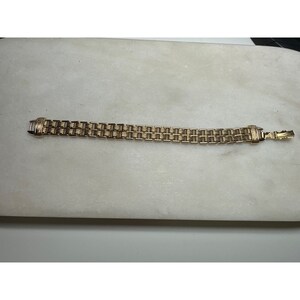 Vintage Avon Modern Silhouette Bracelet