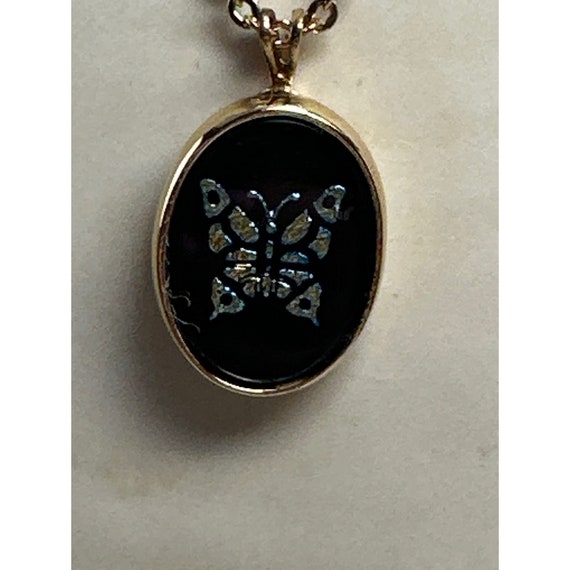 Vintage Avon Shimmering Butterfly Pendant Necklace - image 2