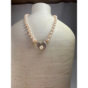 Vintage Richeliieu Faux Pearl Necklace