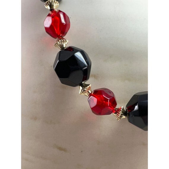 Vintage Black and Red Beads - image 2
