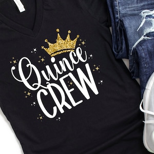 QUINCEANERA Crew PNG Sublimationsdesign für Bügelbilder, Print On Demand, T-Shirts, Transferpresse - Schwarz - Gold - Weiß - Glitter