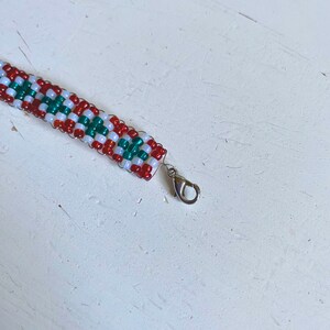 Bracelet rouge blanc et bleu canard image 3