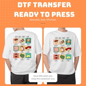Op de afbeelding: Een wit t-shirt met een raster van negen stripfiguren uit Toy Story. Elk personage staat in een gekleurd vierkant met de tekst GOD SAYS THAT I AM erboven, en beschrijvende woorden zoals EMPOWERED, TREASURED en BRAVE eronder.