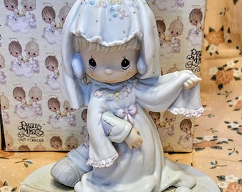 Vintage precious moments figurine "He Walks With Me"