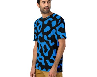 Men's Graphic T-Shirt: Sporty Streetwear Fashion