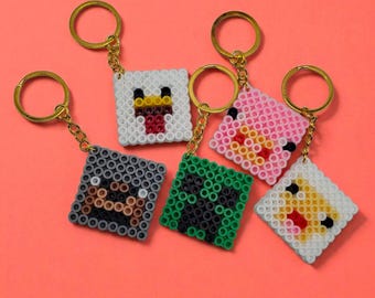 Llavero Pixel Gamer – Amuleto de animal hecho a mano con cuentas Perler