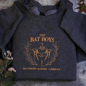 Embroidered Bat Boys Sweatshirt, The Night Court Sweater, A Court OF Thorns And Roses Rhysand Cassian Azriel, Bookish Hoodie, Bookish Gift