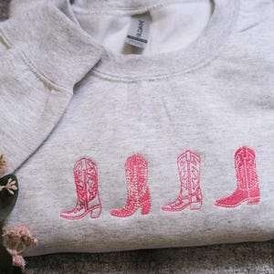 Cowgirl Boots Embroidered Sweatshirt l Cowgirl Boots Embroidered Crewneck l Cowboy Boots Embroidered Sweater l Cowboy Embroidered Hoodie