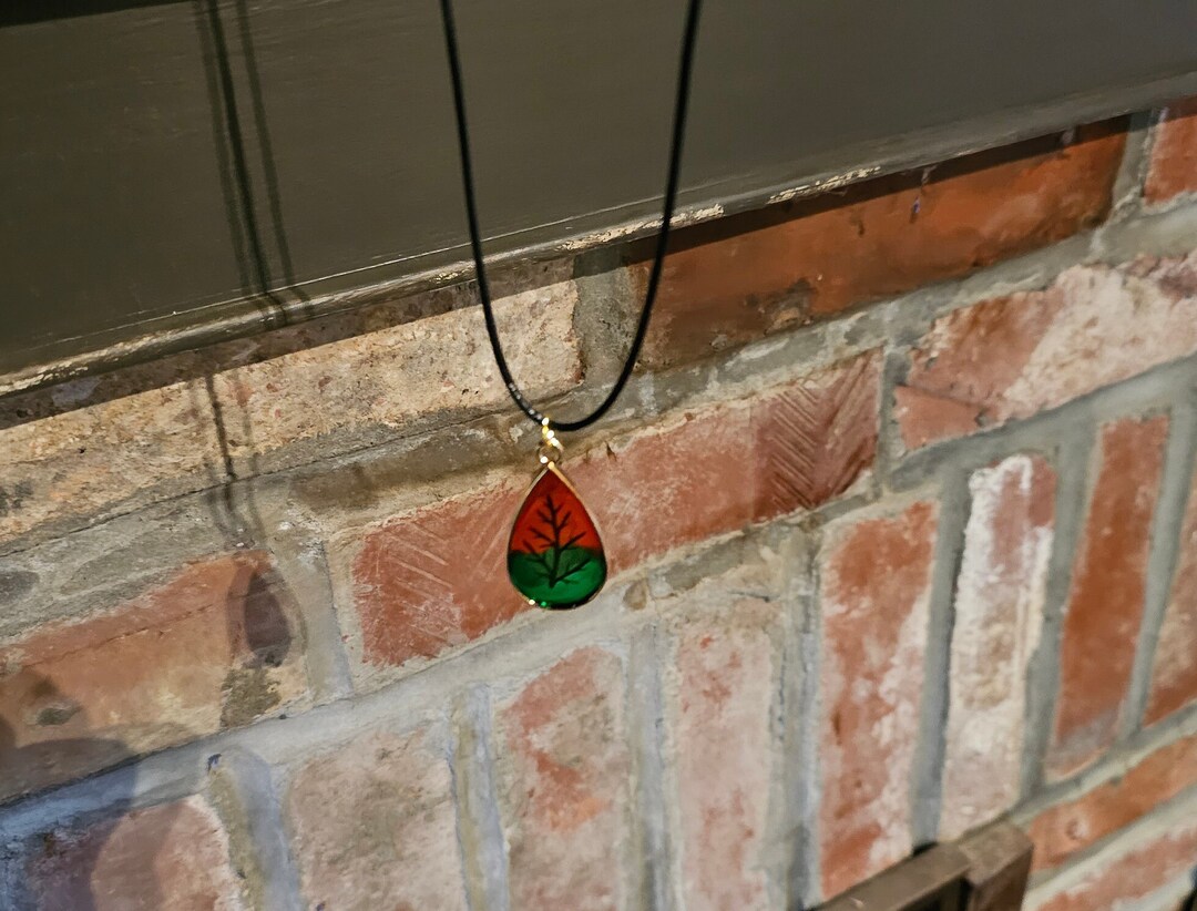 Dried and Pressed Flower Teardrop Necklace Pendant Red and Green Resin