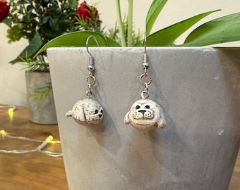Adorable Harbour Seal Polymer Clay Earrings - Dan and Phil Pheal