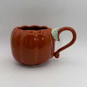 ANTHROPOLOGIE Figurale pompoen oranje geglazuurde mok 14 oz. - Tweedehands afbeelding 1