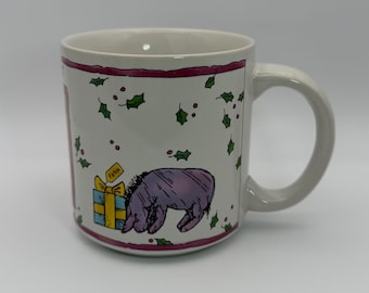 DISNEY Classic Winnie the Pooh Holiday Present Mug 10 oz. - Preowned
