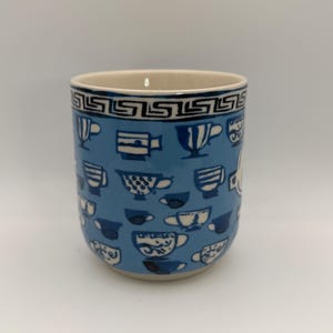 Taza de café griega ANTHROPOLOGIE Be Happy Gina de 355 ml (12 oz) - Usada imagen 4