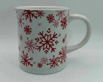 SUR LA TABLE Red Snowflakes Mug 14 oz. - Preowned