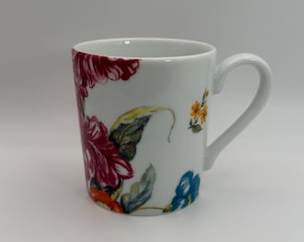 ANTHROPOLOGIE White Floral Mug 8 oz. - Preowned