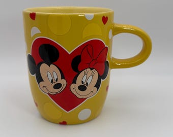 DISNEY MICKEY and MINNIE  Mouse Love Hearts Valentines  Mug 12 oz. - Preowned