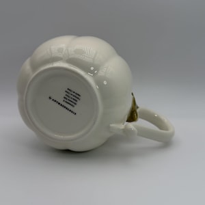 ANTHROPOLOGIE Figural Pumpa Vit Glaserad Mugg 473 ml - Begagnad bild 6