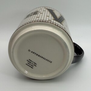 ANTHROPOLOGIE mok met bistrotegelletter "V" 14 oz. - Tweedehands afbeelding 6