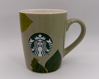 STARBUCKS Green Leaf Mug 10 oz. - Preowned