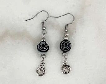 Hermosos pendientes colgantes estilo acubi con diseño grunge alternativo Y2K, moda cibernética de moda, regalo de los años 2000, alternativa, hechos a mano, con diseño de hada Bella Swan