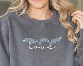 Manatee Love Sweatshirt, Comfort Colors Manatee Shirt, Manatee Sweatshirt, Manatee Lover Gift, Cute Manatee Sweatshirt, Manatee Lover Shirt