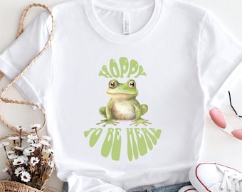 Frog Shirt, Hoppy To Be Here Cute Frog T Shirt, Retro Frog Shirt, Happy Frog Tshirt, Pun Shirt, Cottagecore Shirt, Frog Graphic Tee Shirt