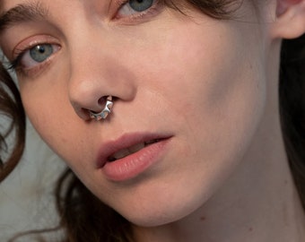 Nose Cuff/ Septum Triangle Ring/ Fake Nose Ring/ Punk Ear Cuff/ Sterling Silver Septum/ Septum Unisex/ Daily use Cuff/ Gift for her & him