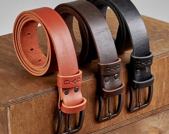 Ceinture faite main personnalisée pour papa, ceinture en cuir gravée personnalisée avec initiales et message secret, couleurs beige, marron et noir, cadeau papa