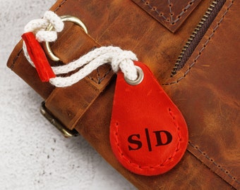 Engraved Leather Case for Air Tag, Personalized Leather Holder for Air Tag with Initials, Air Tag Premium Leather Holder, Handmade Bag Charm