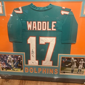 Jaylen Waddle Framed Signed Jersey Beckett Autographed Miami Dolphins  Alabama