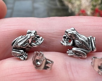 Sterling Silver Frog Stud Earrings: Hypoallergenic Jewelry