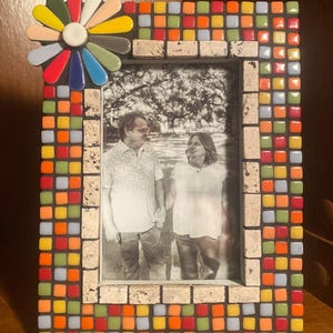 Vibrant 4x6 Mosaic Picture Frame with Floral Touch