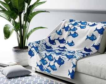 School of Silly Fish Sherpa Blanket – Cozy Cartoon Ocean Throw, Blue Fish Pattern, Fun Kids Room Decor, Coastal Sea Gift.