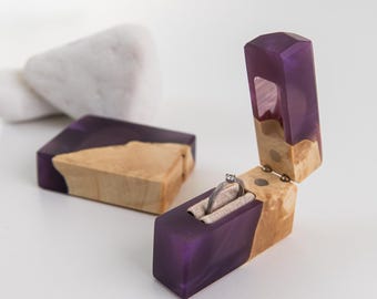 Epoxy & Wood RING BOX PROPOSAL. Purple Slim Engagement Ring Box for her. Engraved gift for her unique