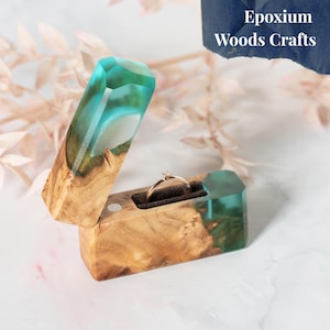 Meerblau VORSCHLÄGE RINGSCHACHTEL aus Epoxy und Holz. Kreatives persönliches Geschenk für sie zum Jahrestag, Geburtstag. Schlanke Schmuckschatulle