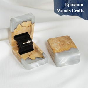Slim ENGAGEMENT RING BOX for proposal. Pearl epoxy resin and wood wedding ring holder. Luxury wedding ceremony decor