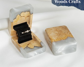 Epoxy & Wood ENGAGEMENT RING BOX for proposal ring box. Unique ring bearer box as custom wedding favors